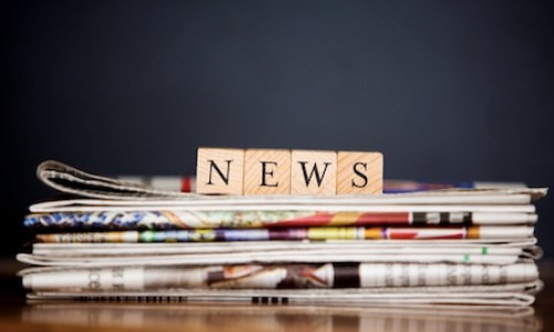 Hook your audience: Three techniques for writing catchy communication headlines for your business